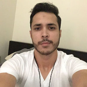 Meet your Posher, Alvaro